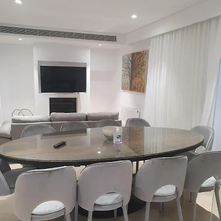 Luxury 3 Bedroom Villa With Private Pool In Paphos